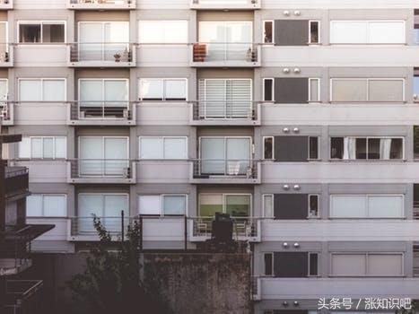 被装修味熏得头疼这正常吗？千万别硬挺，除了通风还有很多方法