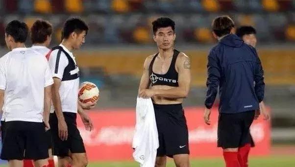 世界杯开幕式衣服,世界杯球员内裤