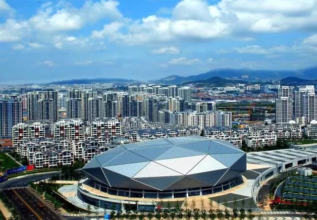 青岛足球场有什么比赛今天,今晚青岛足球比赛