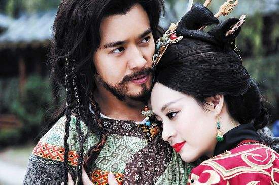 太后：男宠必须为我陪葬！大臣：不可！他与先王在地下相遇会尴尬