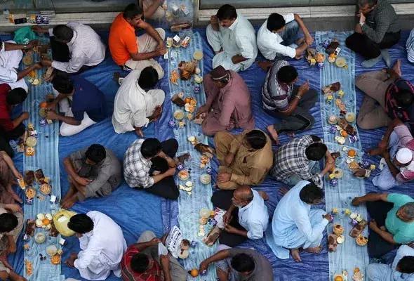 斋月对足球运动员的影响,斋月与世界杯时间冲突