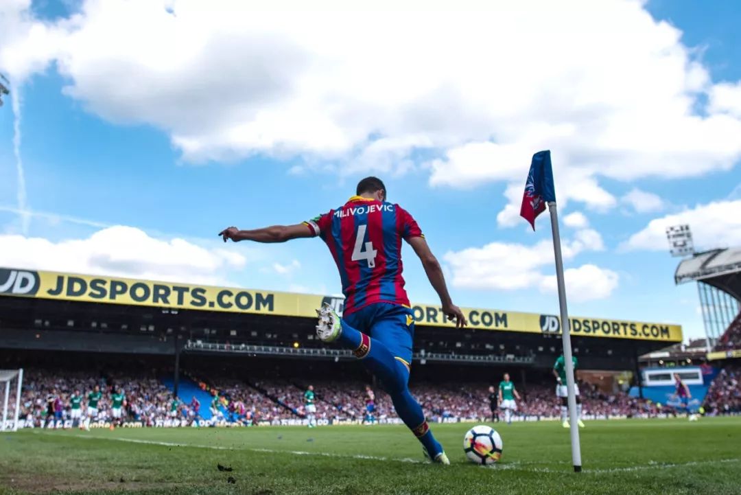 世界杯球场上你不知道的对话,世界杯不懂球的人朋友圈