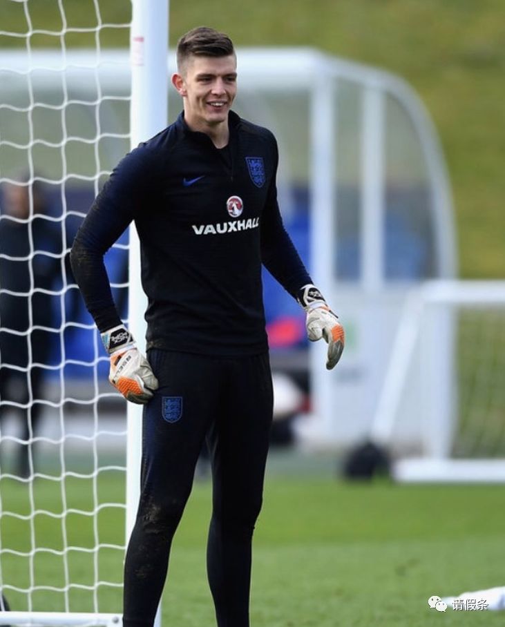 2018俄罗斯世界杯西装,2018世界杯法国队西服