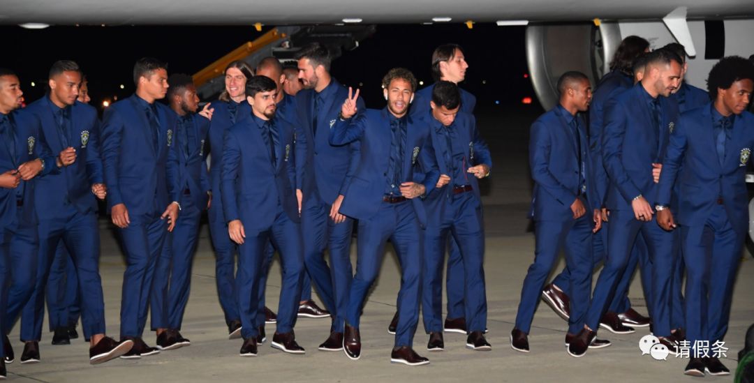 2018俄罗斯世界杯西装,2018世界杯法国队西服