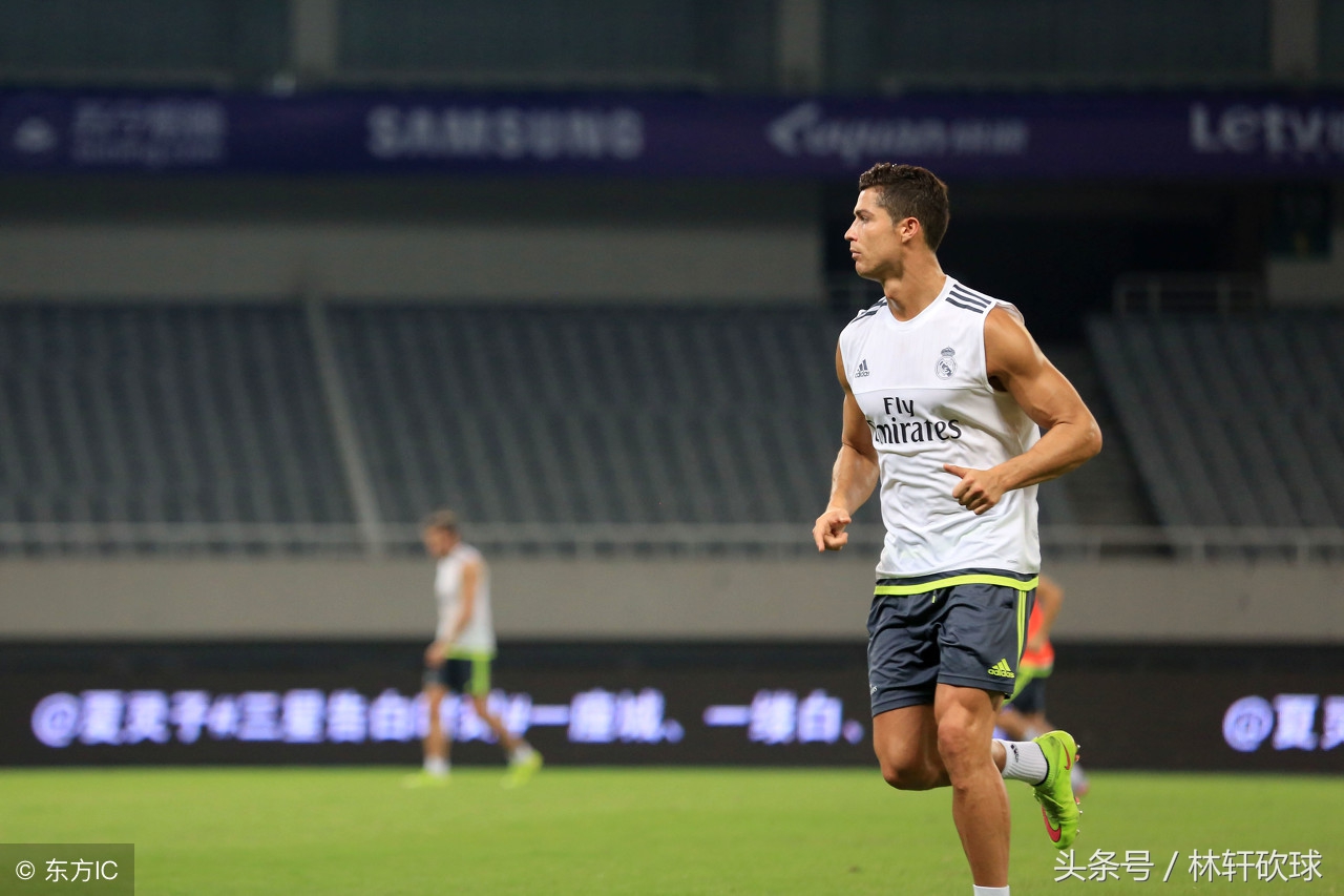 世界杯公鸡大战老鹰,世界杯友谊赛俄罗斯