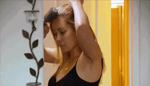 怎样梳头发最养生,梳头健康