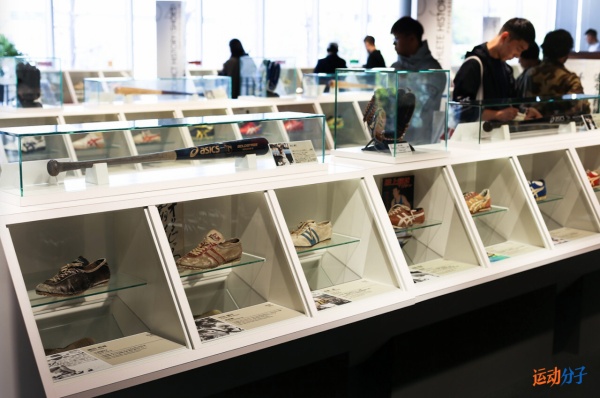 asics跑鞋历史,asics亚瑟士跑鞋之王从何而来