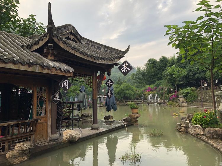 炎炎夏日何处去青岩古镇觅清凉,这个初夏去静谧的古镇寻一处清凉