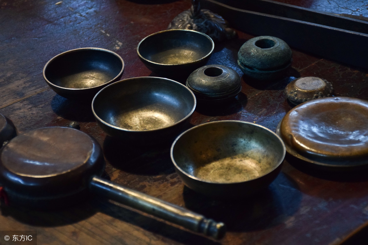 老舍为什么喜欢北京的秋天,老舍为什么说北平的秋天是天堂