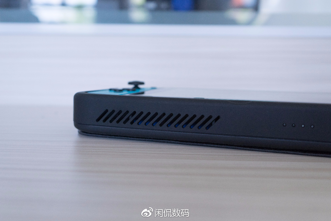 switch倍思轨道收纳包评测,switch带壳后收纳包推荐