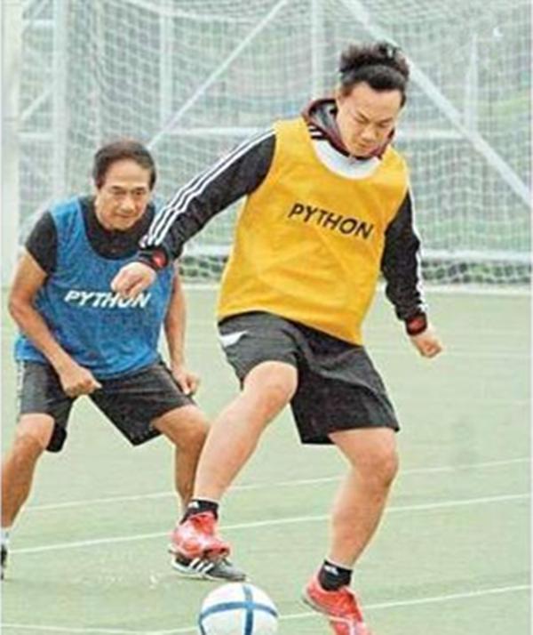 吴秀波与陈奕迅现身世界杯,网友:不开演唱会,看什么世界杯