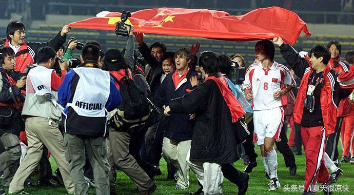 2022世界杯抽签米卢,米卢带领国足冲进世界杯