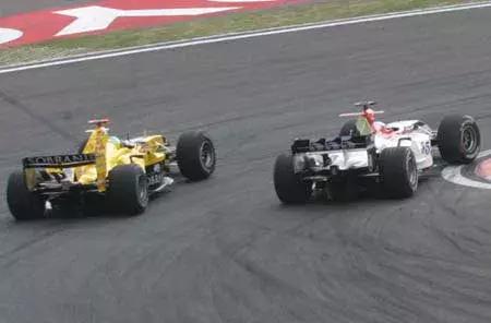 加多宝的销量遥遥领先,加多宝走下神坛