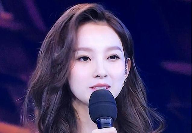 足球沈冰女主持现状,沈冰女主持现状