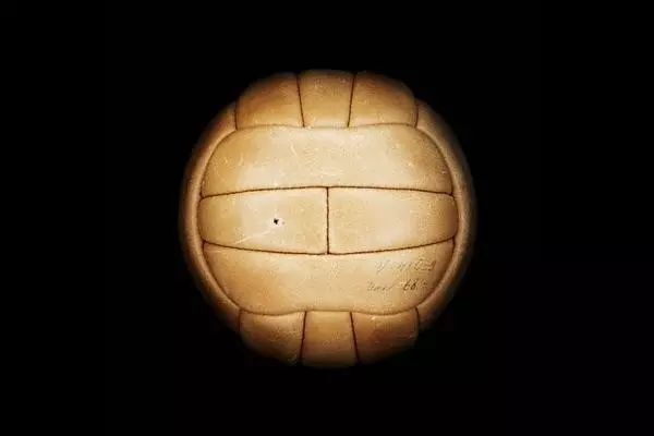 世界杯黑历史纪录,历史上足球世界杯最脏比赛