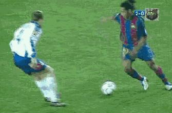 对中国足球现在的看法和期望,为中国足球鼓励的话