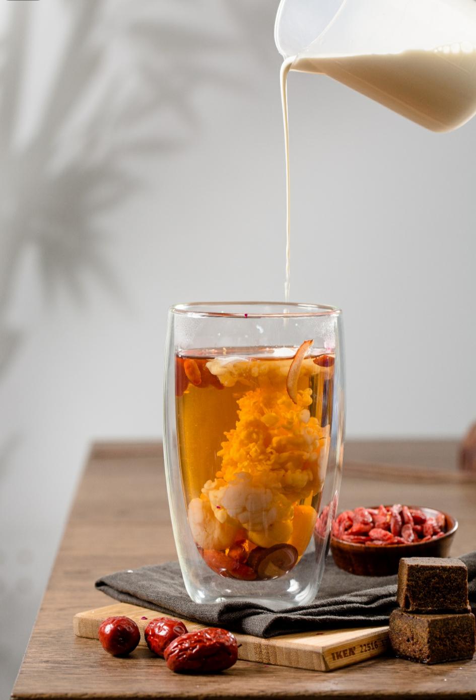 父亲节给爸爸泡一杯茶,老花眼喝枸杞子菊花