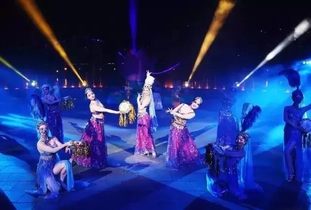 带上你的SuperHero，一起留下最温暖的回忆！