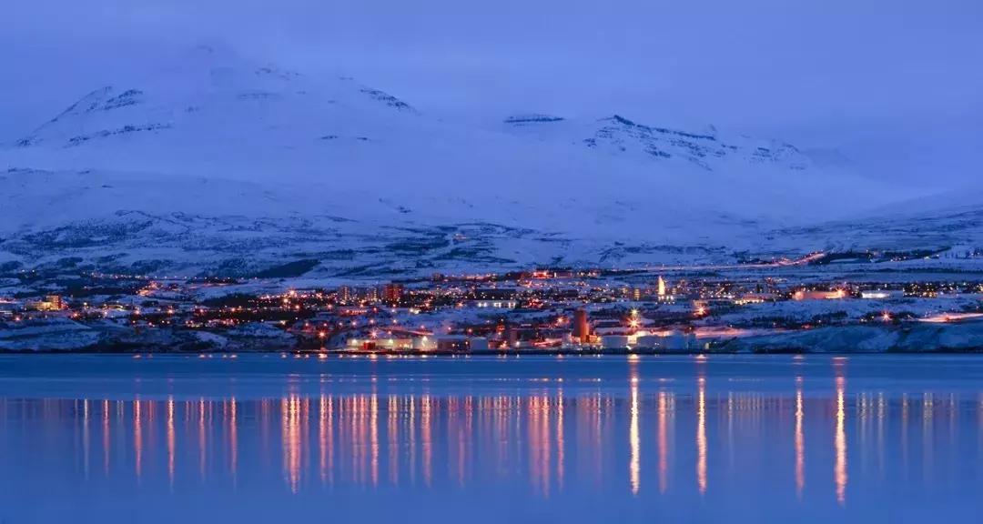 冰岛队回国维京战吼最震撼,冰岛赛后维京战吼