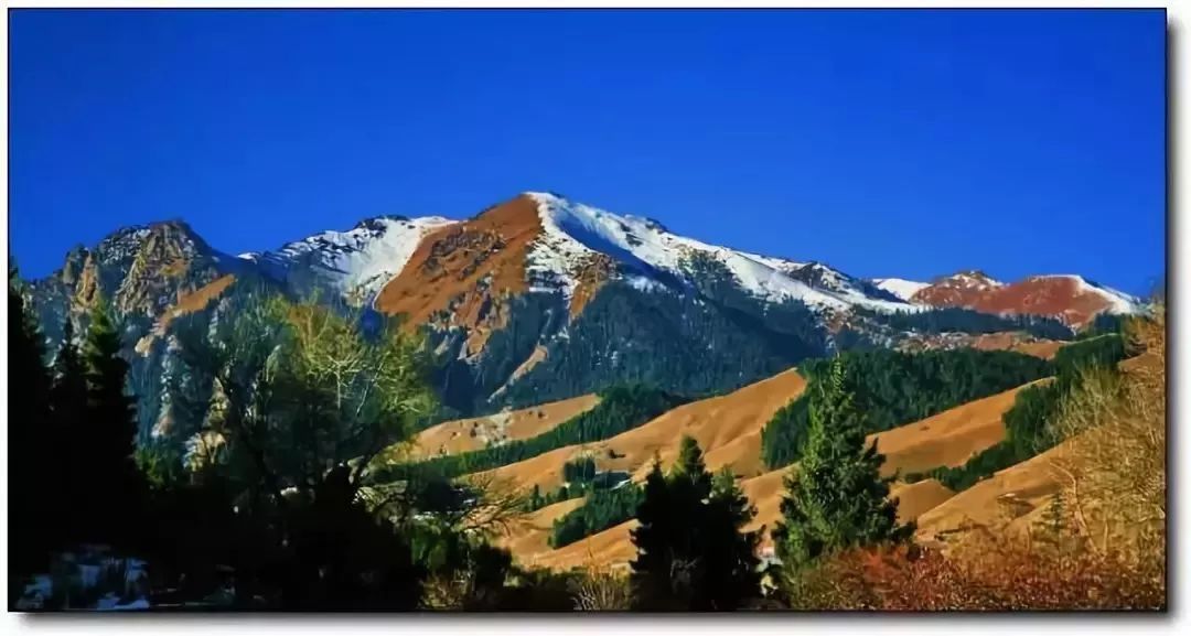 新疆哈密风景最美的地方,新疆哈密值得去的景点排名第一