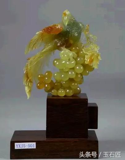 岫岩花玉盘玩有什么变化,岫岩花玉深绿色原石图片