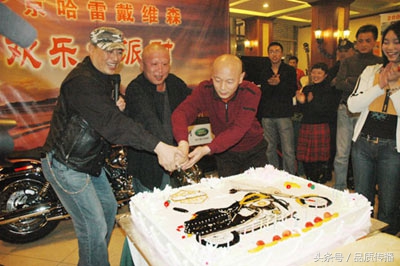 每人被俱乐部认可,哈雷俱乐部才能被社区认可,骑车、公益、成熟