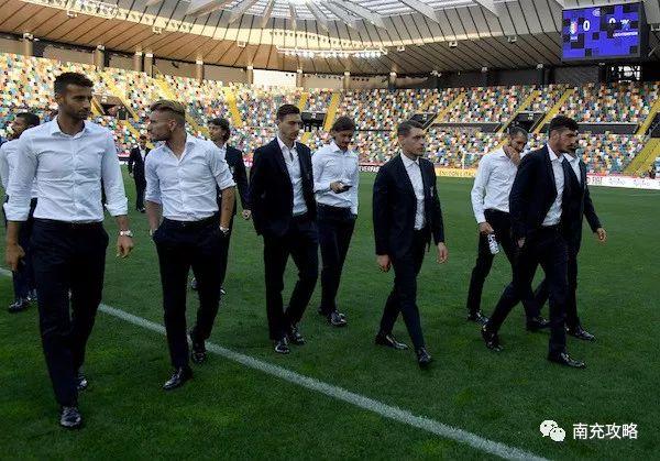 伪球迷足球知识测试,世界杯吉祥物是哈士奇