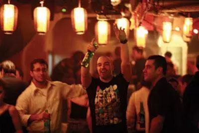 上海适合看欧洲杯的酒吧,拉萨可以看世界杯的酒吧