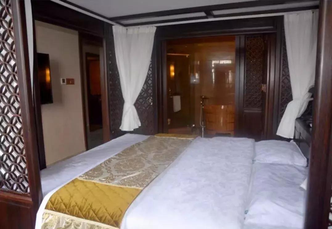 九华山免票景点大全,九华山住宿4人套房