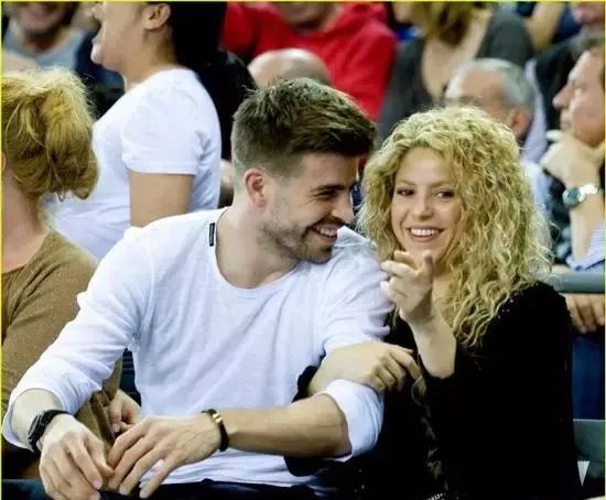 男单女双｜西班牙除了盛产帅哥还盛产姐弟恋？