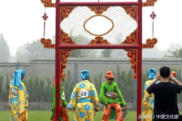 中国蹴鞠走进卡塔尔世界杯,足球是不是由中国蹴鞠演化而来