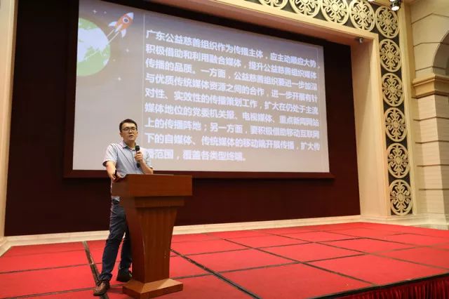 五社联动新公益,五社联动社工服务试点项目启动