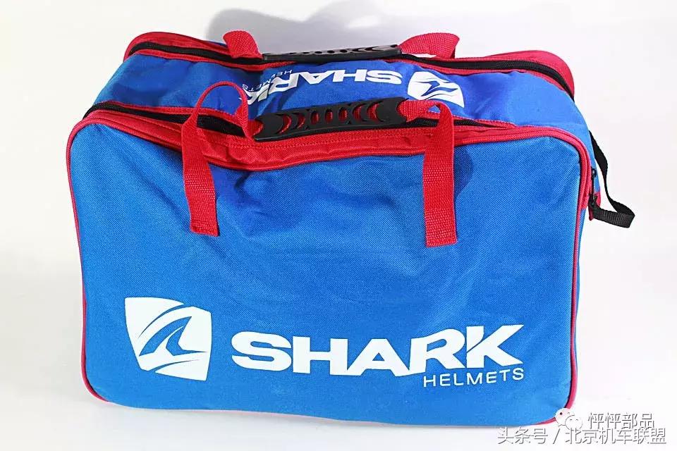 sharkracerpro头盔30周年碳纤维,sharkracerpro头盔红色