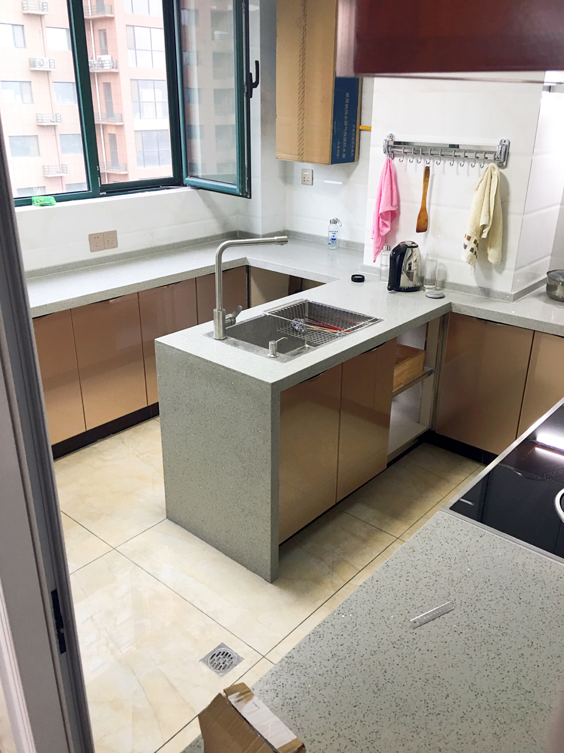 瓷砖橱柜与大理石橱柜,大理石橱柜好还是瓷砖的好