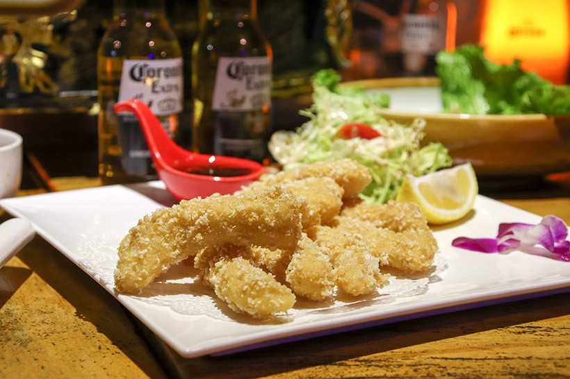 赏着足球运动员的翘臀，吃着厦门超大大大大的海鲜大咖