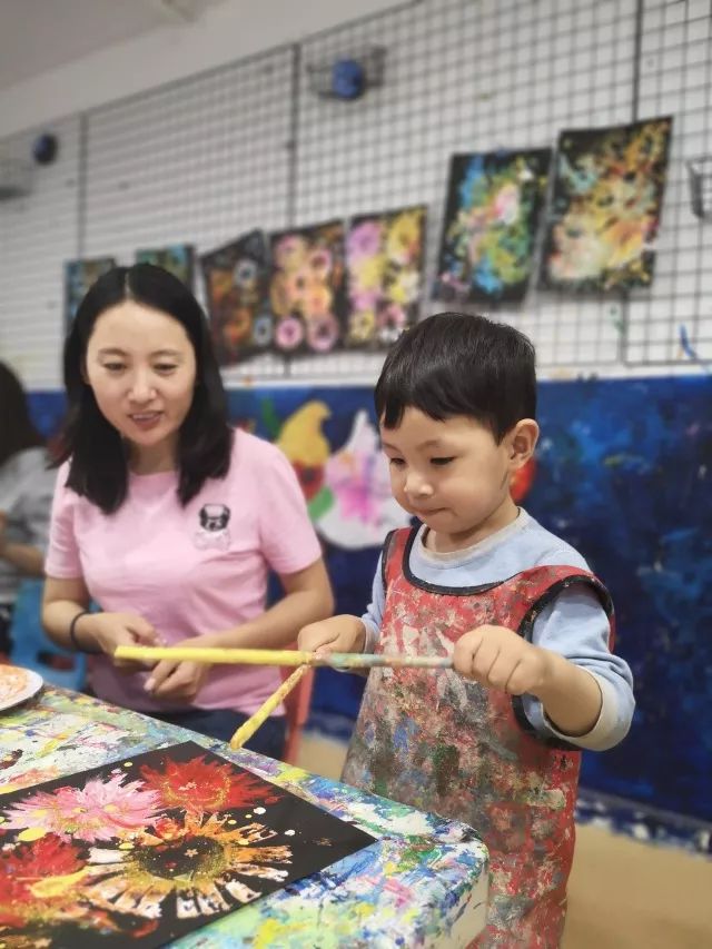 「金宝贝小小陶艺师活动回顾」跟外太空EZ寻觅不一样的烟花
