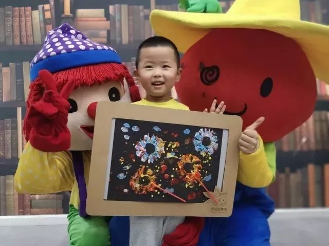 「金宝贝小小陶艺师活动回顾」跟外太空EZ寻觅不一样的烟花