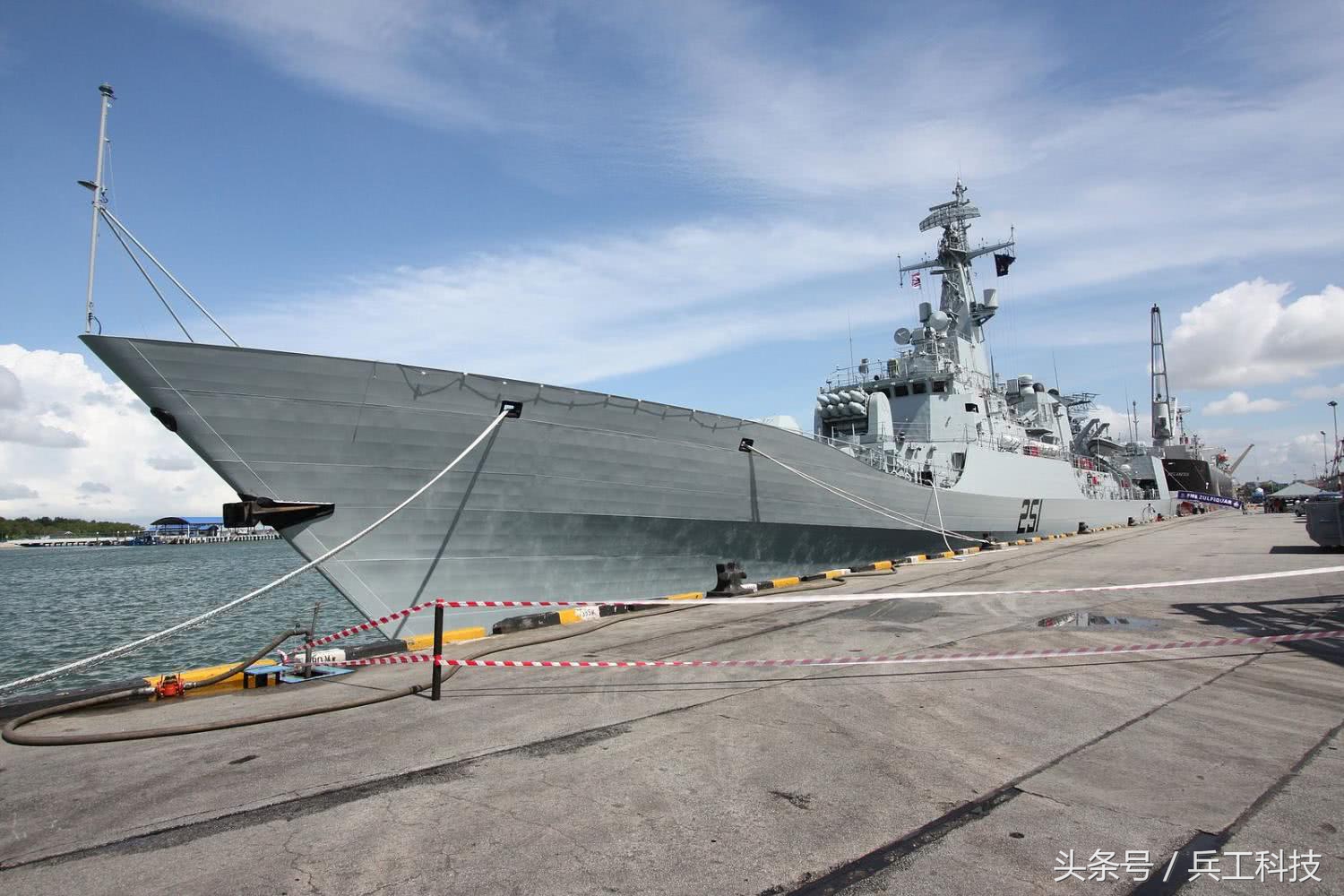 巴基斯坦为何要买中国的054A护卫舰？