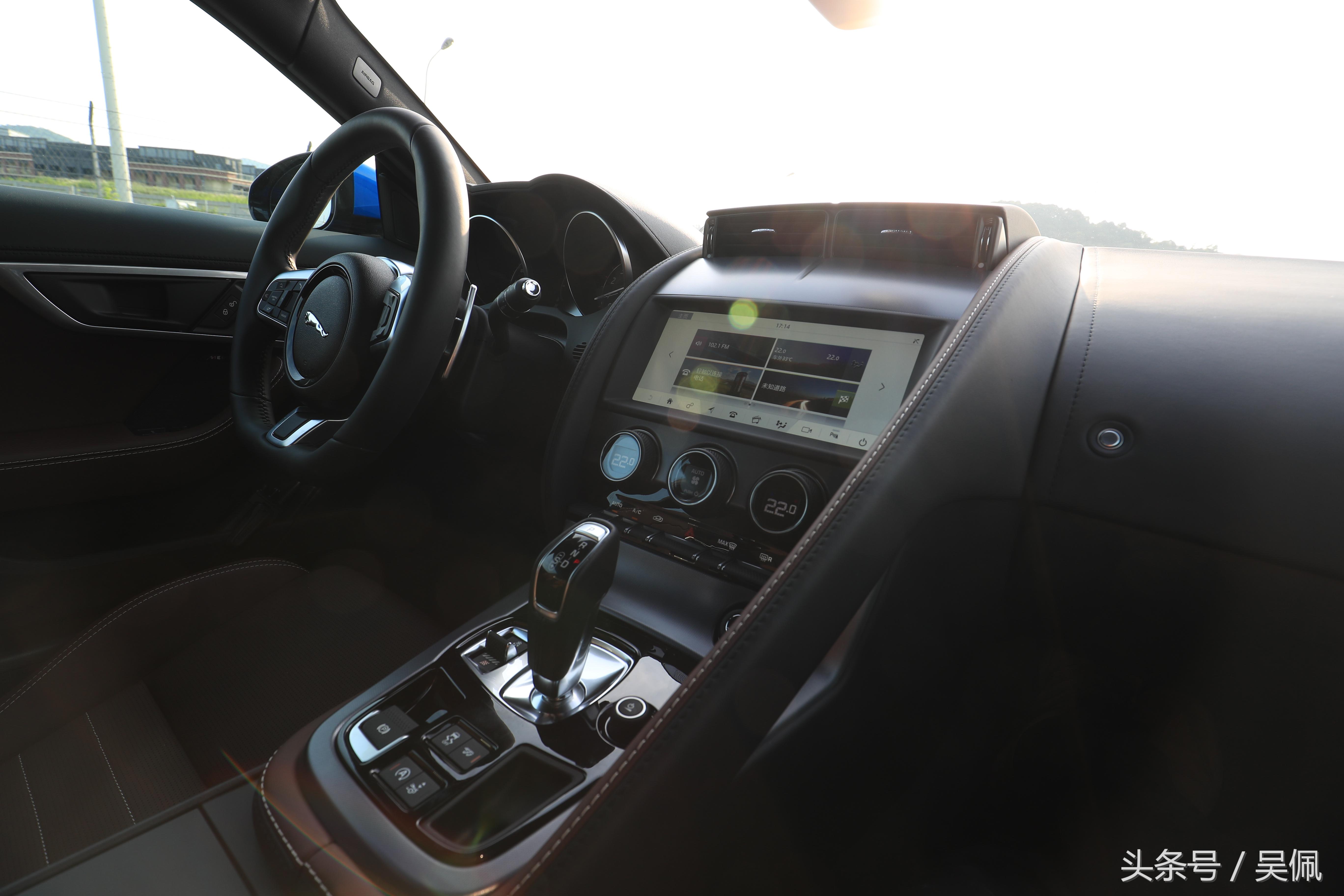 新捷豹f-type2.0t测评,赛道测试捷豹f-type2.0t