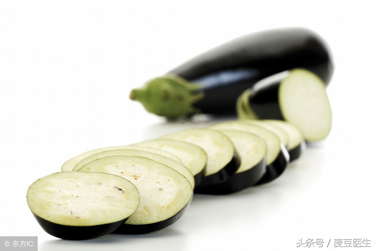 胸闷是血管堵了吗,胸闷气短手指神经刺痛