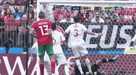 三场1：0，一觉醒来所有人都在讨论，C罗到底能跳多高……