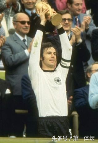 世界杯贝肯鲍尔,02年韩国世界杯黑哨贝肯鲍尔