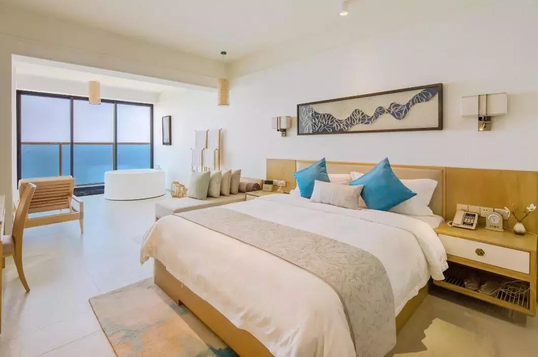 网红酒店等你来打卡，*江阳**海陵岛北洛秘境度假酒店~108米无边泳池