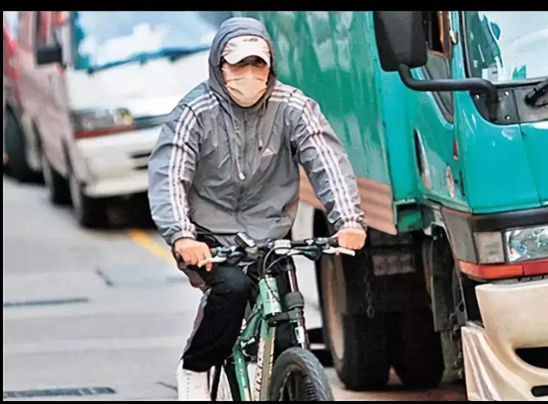 周星驰65岁拍电影,周星驰的人生经历