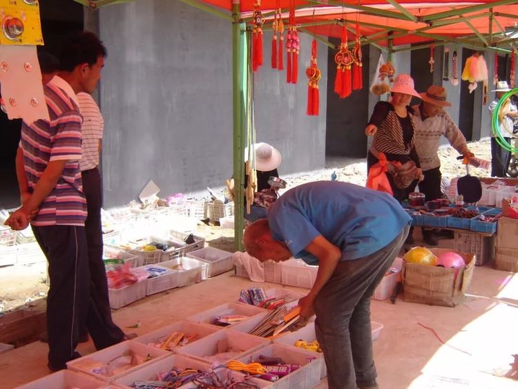 热闹的农村小院,八十年代农村集市