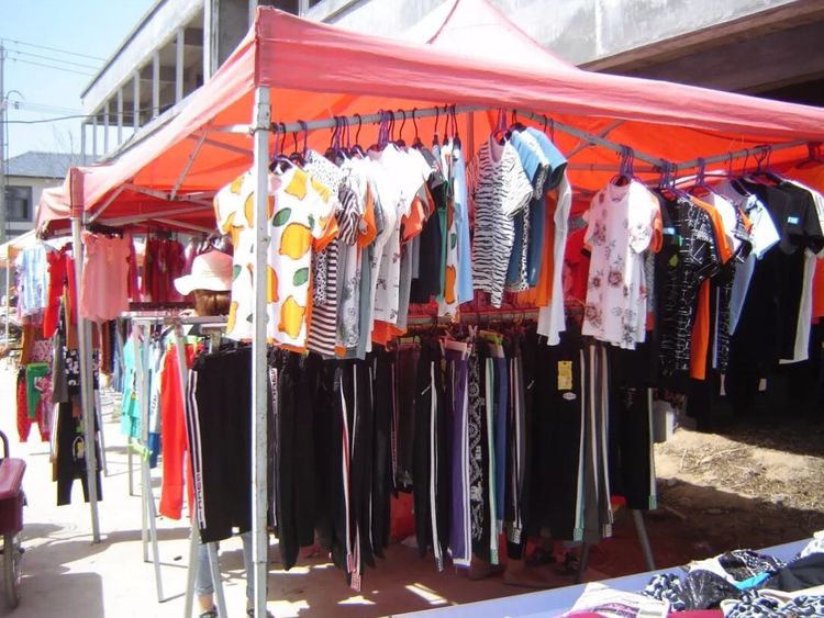 热闹的农村小院,八十年代农村集市