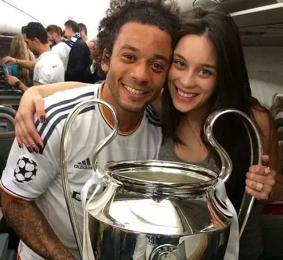 巴西生死战前，足协终于做出正确决定，搬来“救兵”激活内马尔！