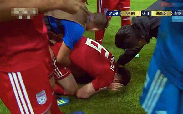 世界杯伊朗球员跪地痛哭,伊朗国家足球最耻辱的一球