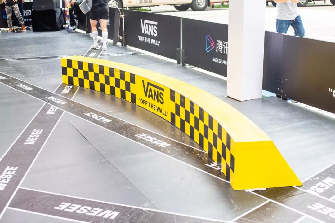 vans滑手视频,vans滑板活动