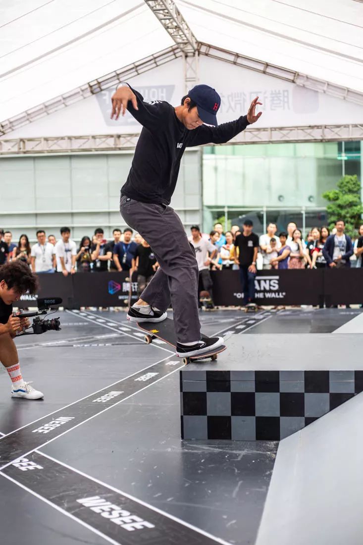 vans滑手视频,vans滑板活动